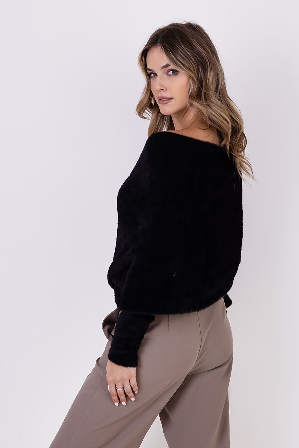 Jumper model 187201 MKM