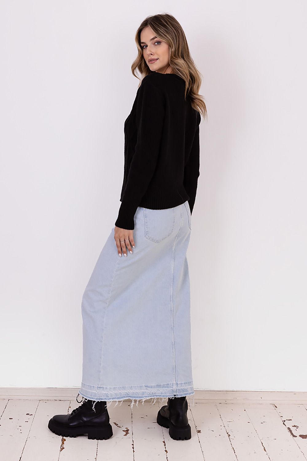 Cardigan model 187270 MKM