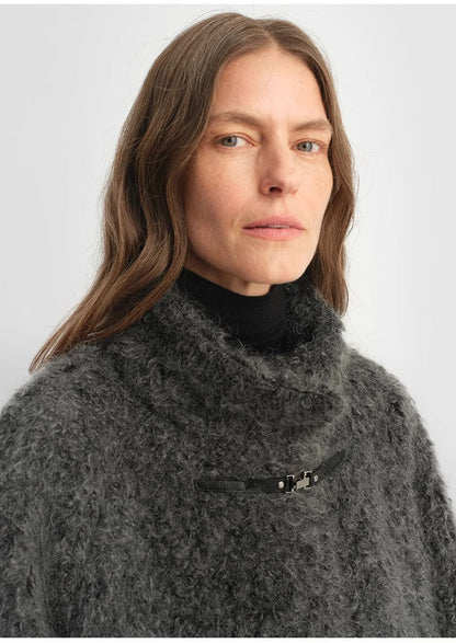 "Parisian Affair"Circle Long Fur Toggle Coat for Women - Italiqo