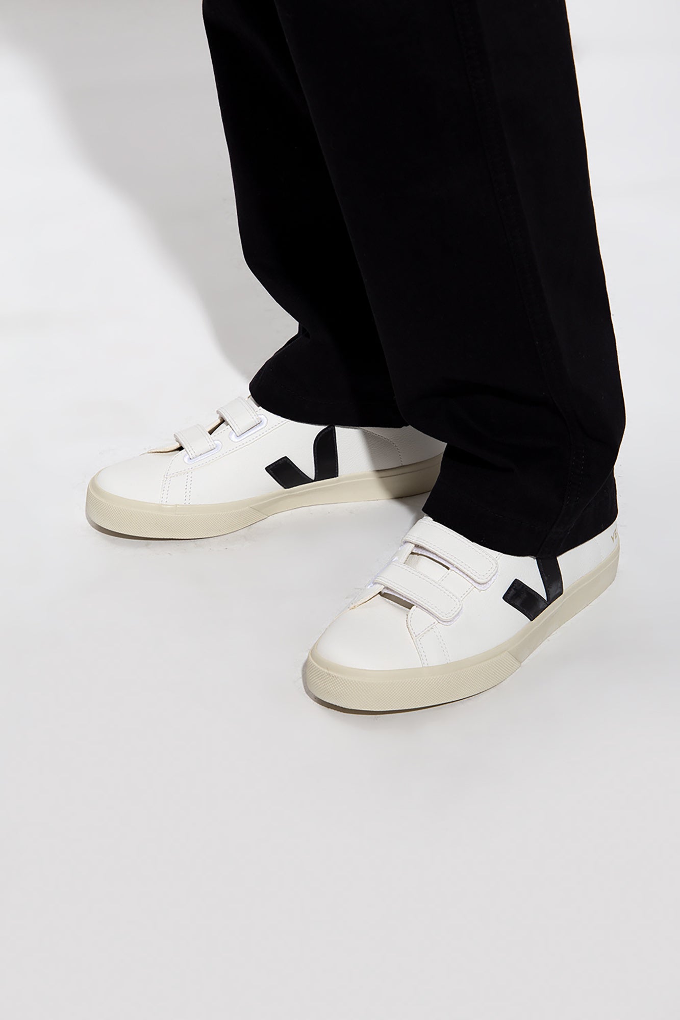 3957779 VEJA fashion outdoor travel durable Men's sports shoes - Italiqo