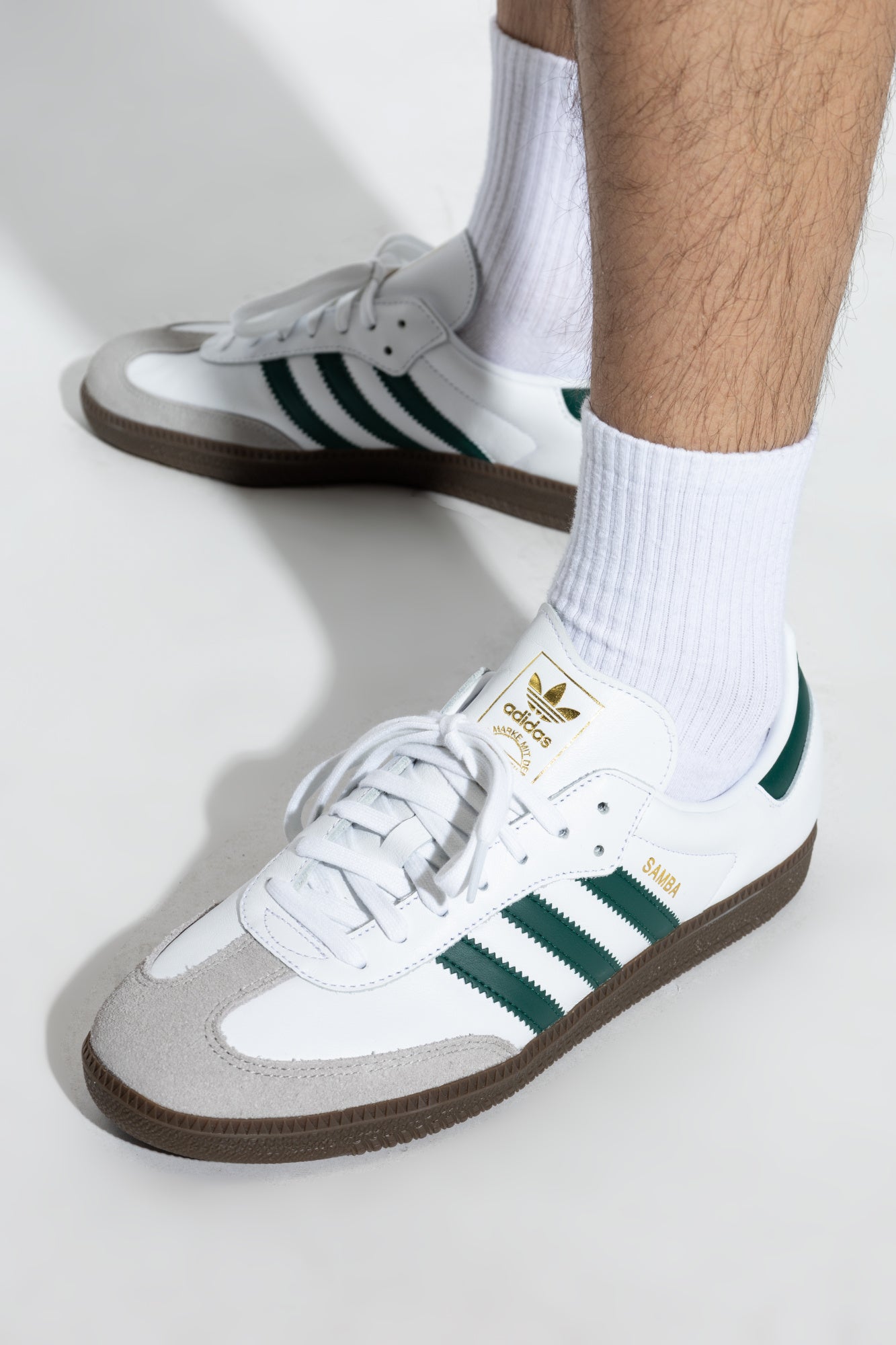 4438633 ADIDAS casual outdoor informal office walking men's shoes - Italiqo